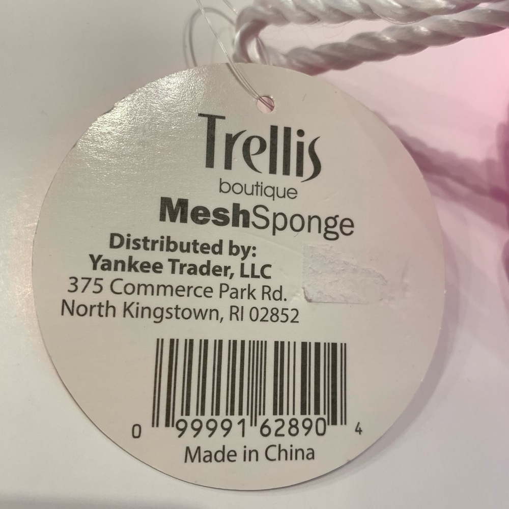Trellis Pink Mesh Sponge - Picture 3 of 6